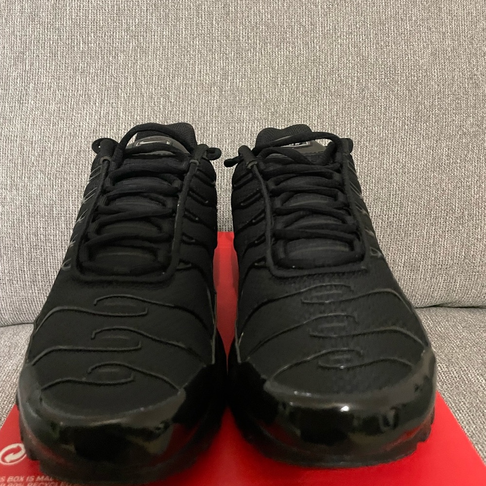 Nike Air Max Plus Triple Black 2021 Mens 604133-050